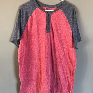 Men’s Levi’s short sleeve 3 button shirt